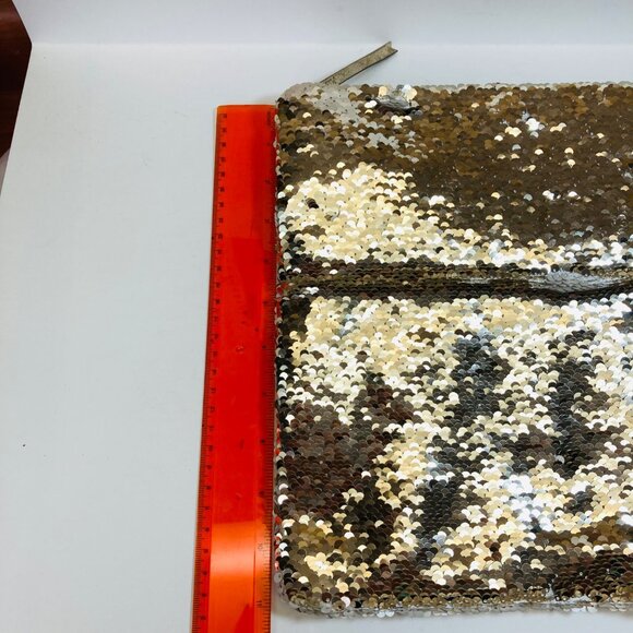 Stella & Dot Clutch Margeaux Oyster Gold Sequin Mermaid New without Tags - Picture 5 of 8